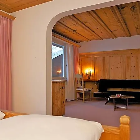 Hotel Restaurant Chesa