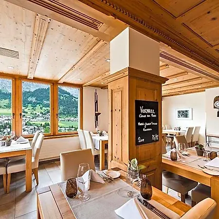 Hotel Restaurant Chesa