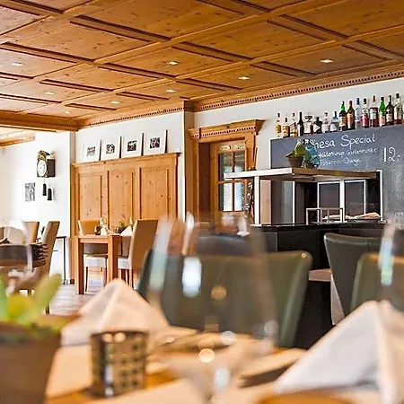 Restaurant Chesa 2*