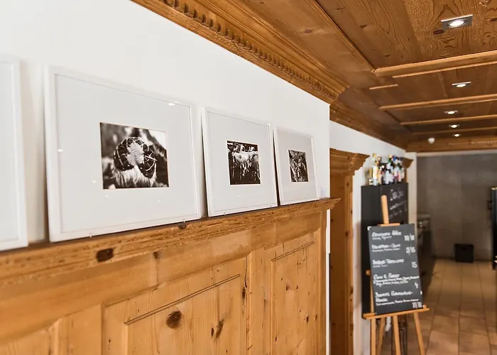 Restaurant Chesa Szálloda 2*