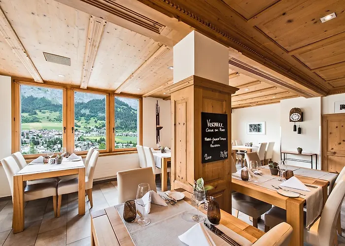 Restaurant Chesa Hotel 2*